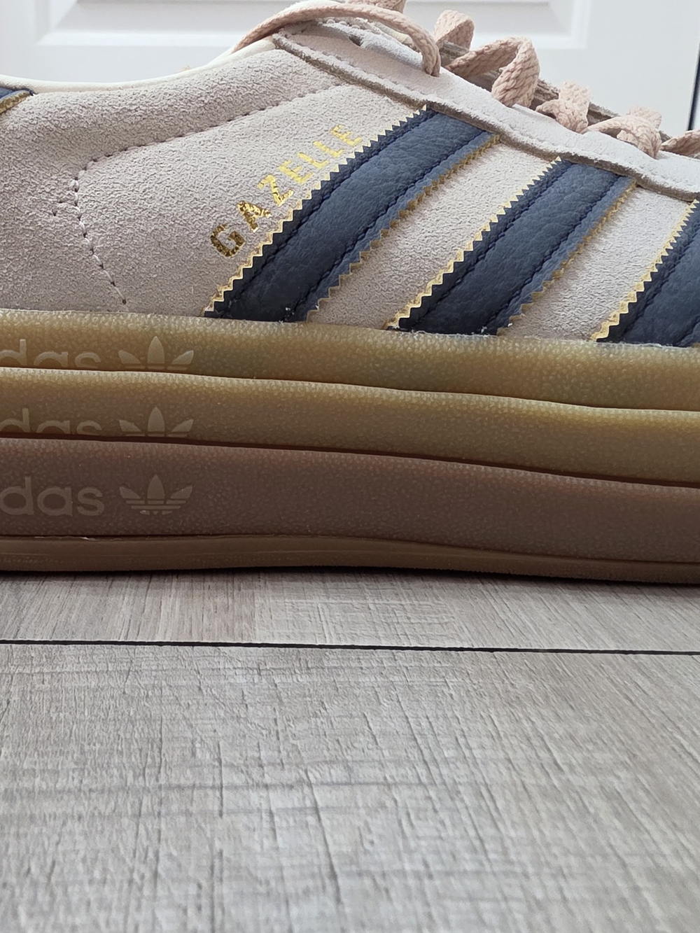 NWOB Adidas Originals Gazelle Bold sneakers in cream and navy - Picture 7 of 10